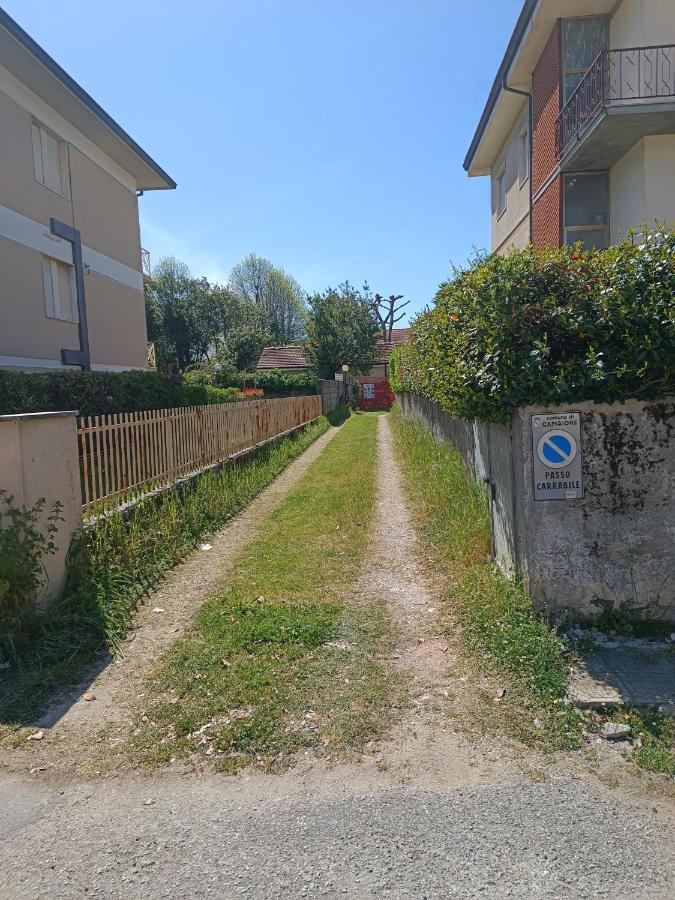 Le Palme 98 "Casa Vacanze" Lido di Camaiore Exteriör bild