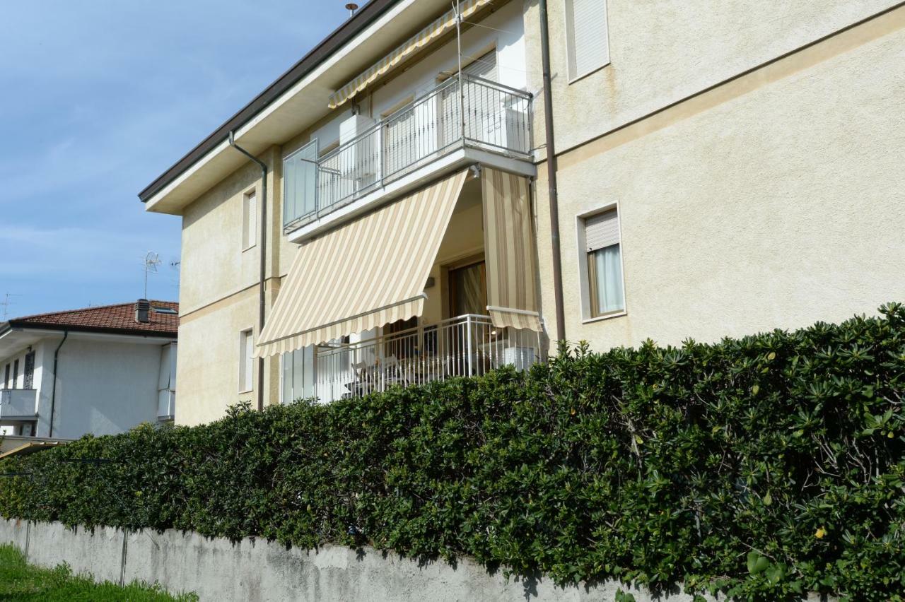 Le Palme 98 "Casa Vacanze" Lido di Camaiore Exteriör bild